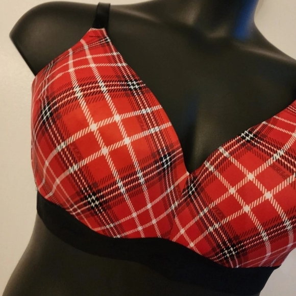 PINK Victoria's Secret Where Everywhere Wireless Lightly Lined Bra - Picture 2 of 10